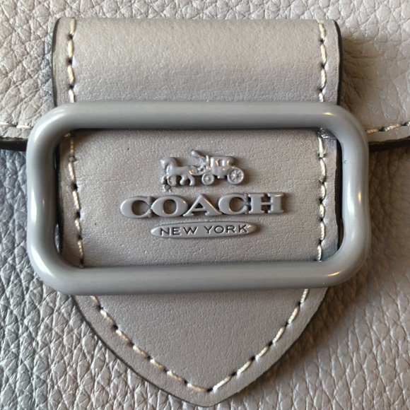 Coach Mini Cardholder with Chain - Picture 7 of 11